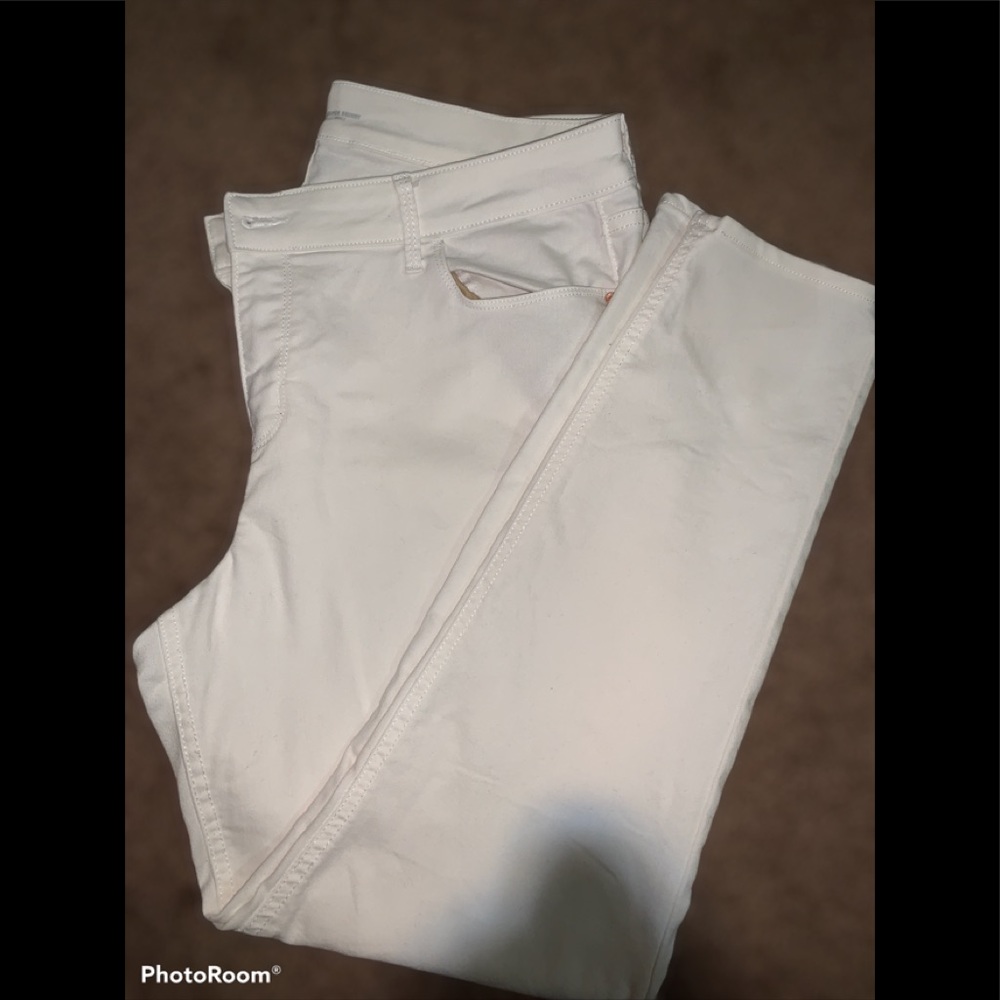 OldNavy WomenBright White CurvySuperSkinny Jeans